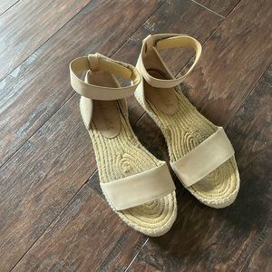 Splendid platform sandal